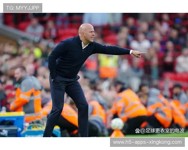 利物浦借助边路推进频频冲击关键区域：边线风暴背后的战术与装备启示